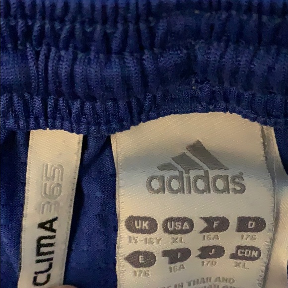 ADIDAS Shorts - Picture 2 of 6